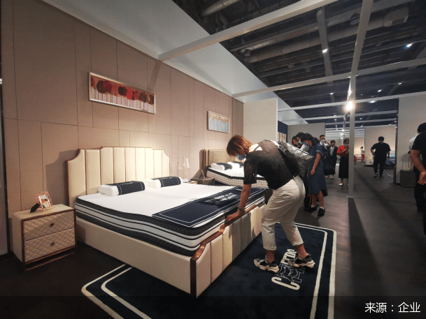 华仕多|聚焦功能沙发品类 芝华仕多赛道领跑市场