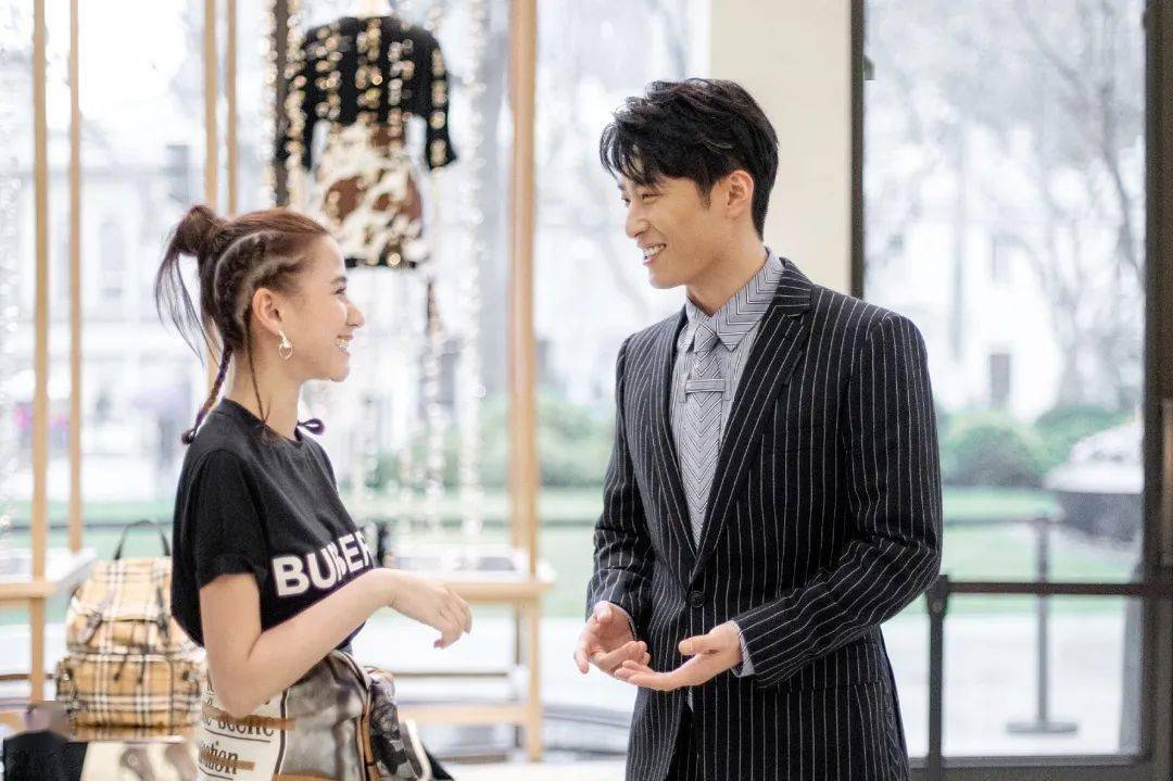 窦骁|赌王千金何超莲和窦骁要修成正果了？她可能是最“接地气”的大小姐了！