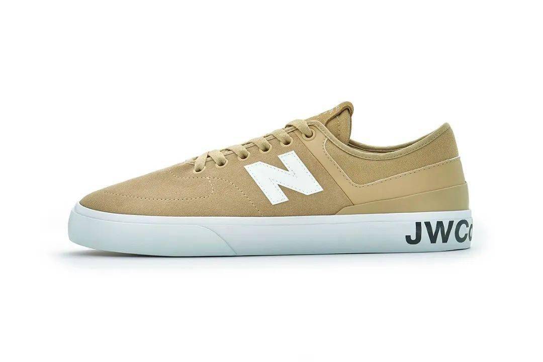 Scott|潮事 | Travis Scott 会抱着麦乐鸡块睡觉吗？