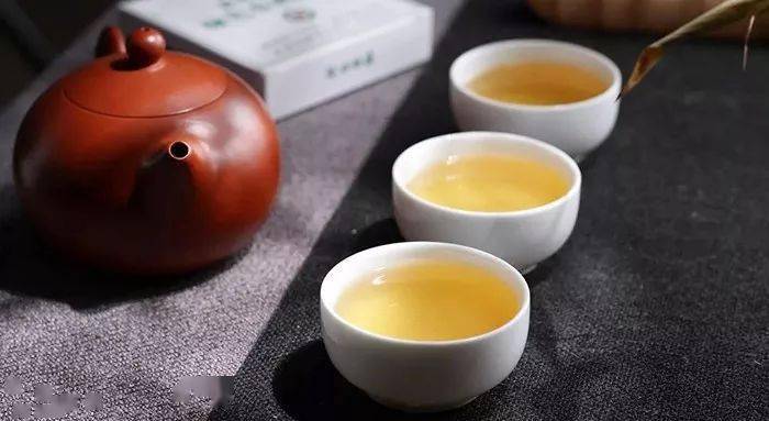 茶叶|盖子到底是掀开还是盖上？茶叶在出汤后