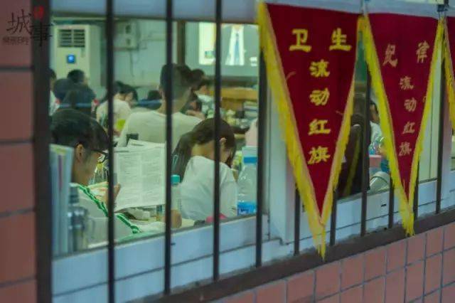 学生|清华大学农村考生录取数据太扎心! 河南县高崛起! 没有伞的孩子, 更应努力奔跑