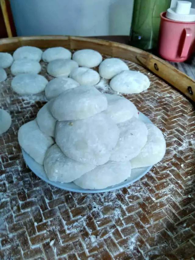 高埔人从小食到大的美食._糍粑