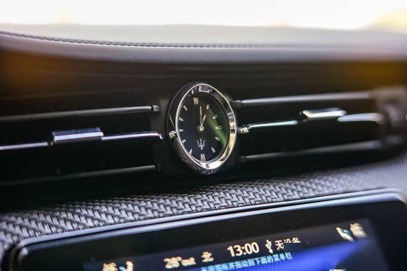 杰尼亚|男人爱性能，女人更爱奢侈品，霸道总裁最懂你心