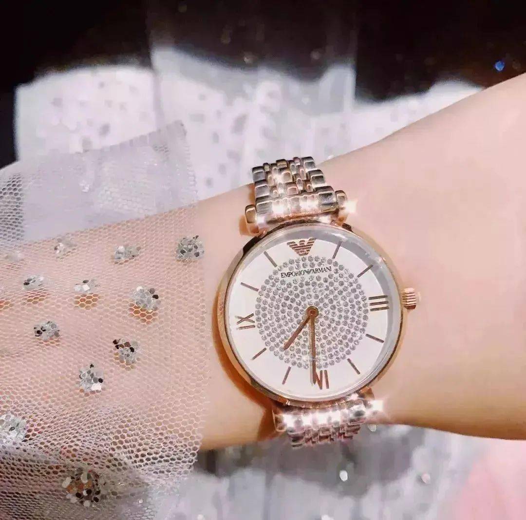 满天星|好物┃明星都在戴的阿玛尼满天星，官网3990我们不到三折，专柜气到关门！