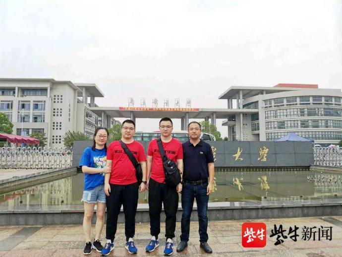 双胞胎|南邮迎新来了三对双胞胎