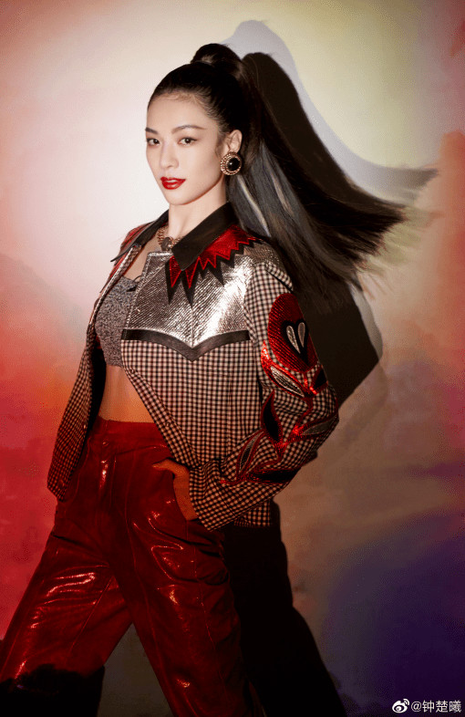 造型|百变头发造型,带你走进不同场所