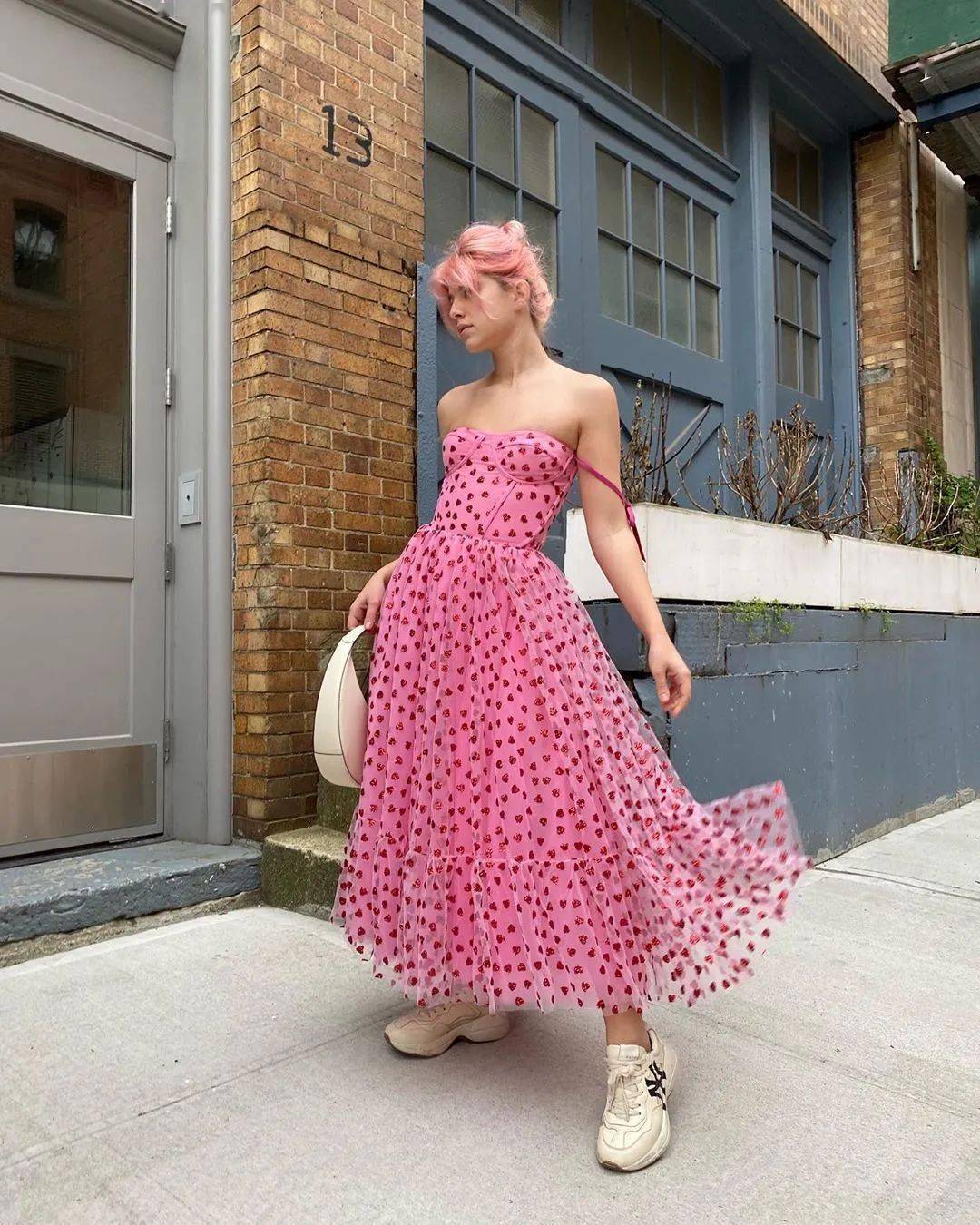 @lirika|小众品牌分享 | 女孩们都想要草莓裙