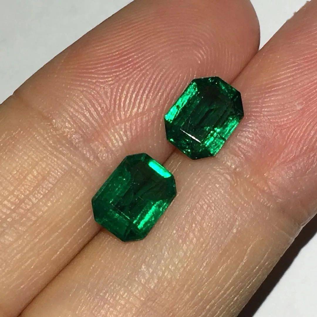 区别|女人戴珠宝和戴黄金首饰有什么区别？