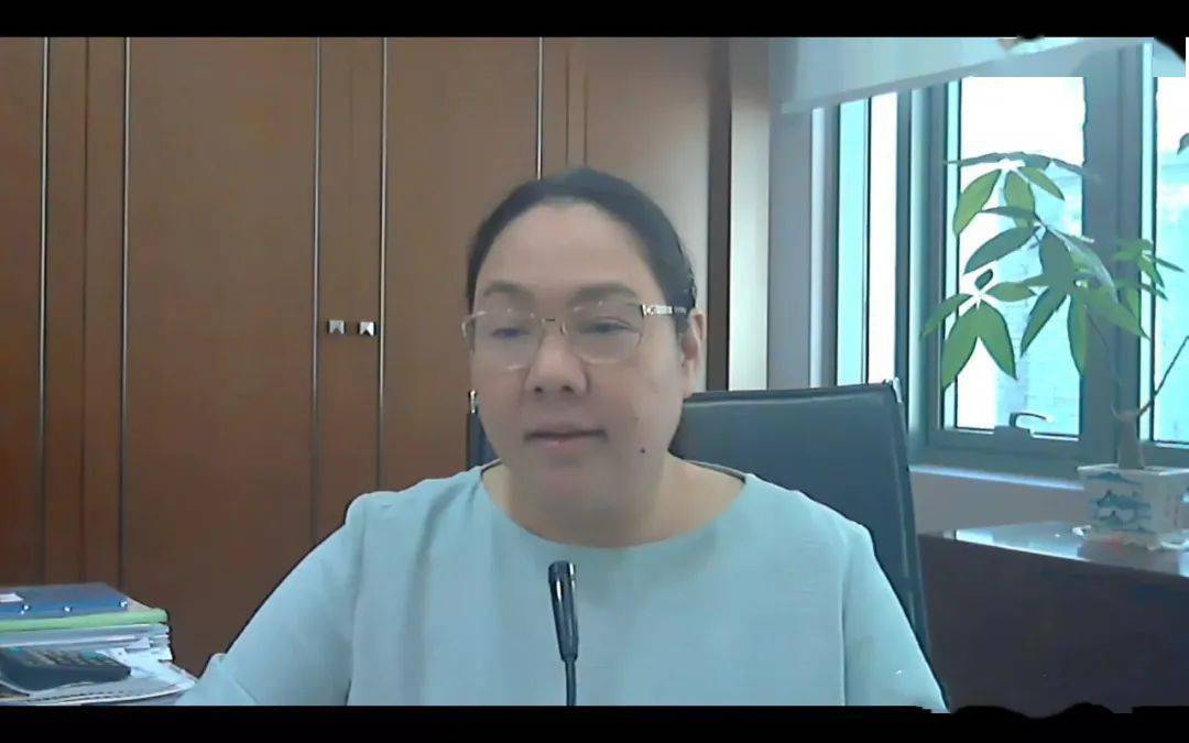 2020中国酒店旅游gdp_近十年中国gdp数据图(2)