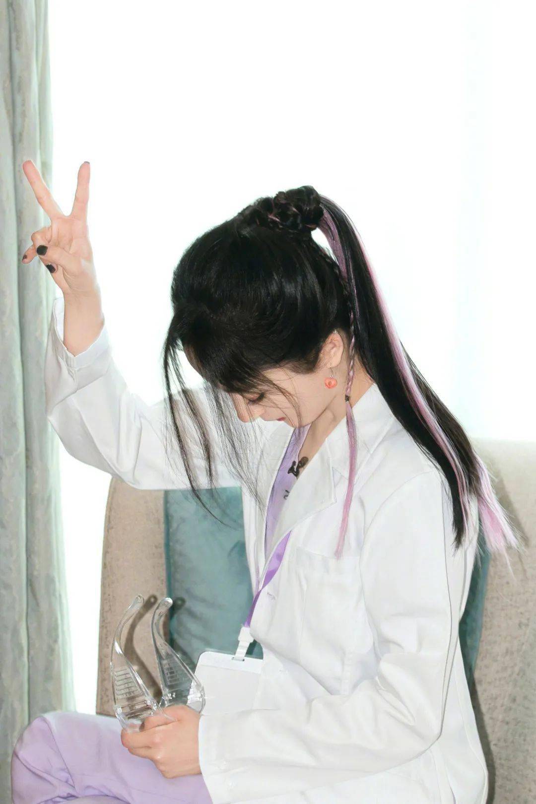 造型|百变头发造型,带你走进不同场所