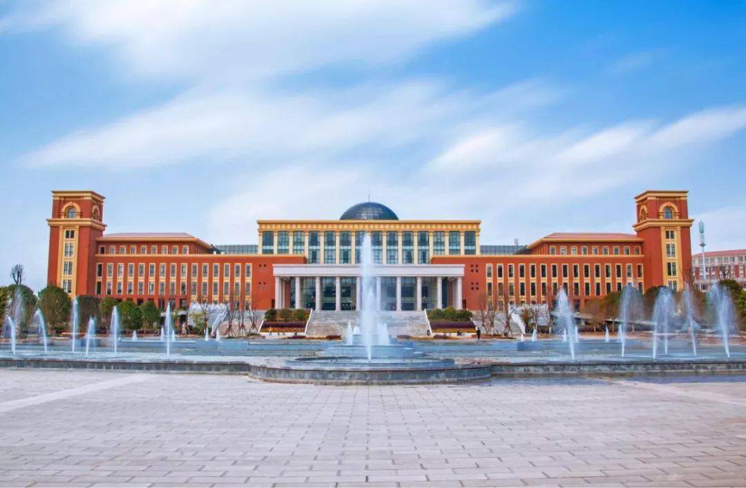 实力|个个实力不俗！你最想上哪所......中国30所高颜值大学