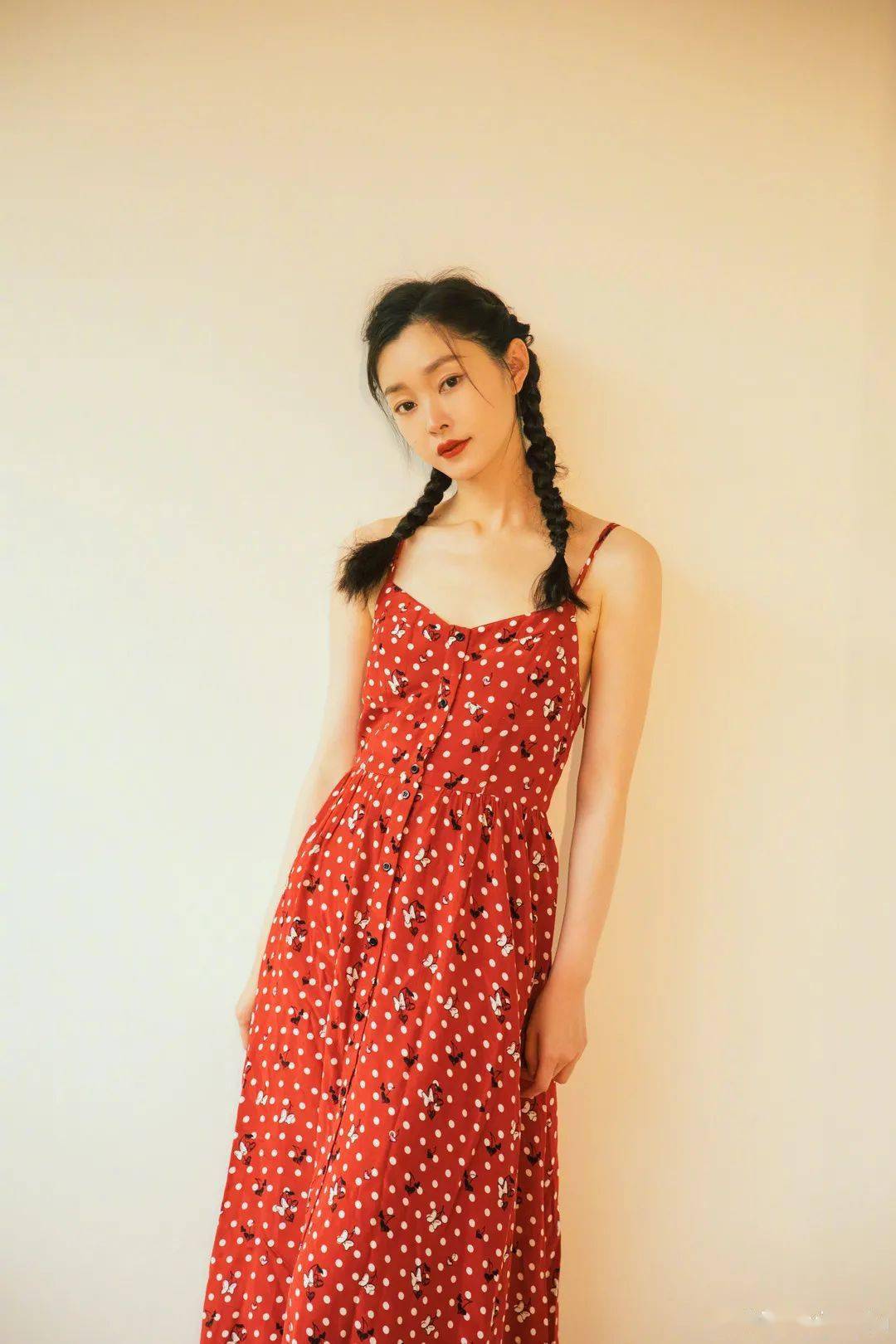 造型|百变头发造型,带你走进不同场所