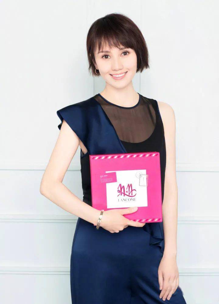 脸型|换个刘海老十岁？千万不要被这个发型给坑了...