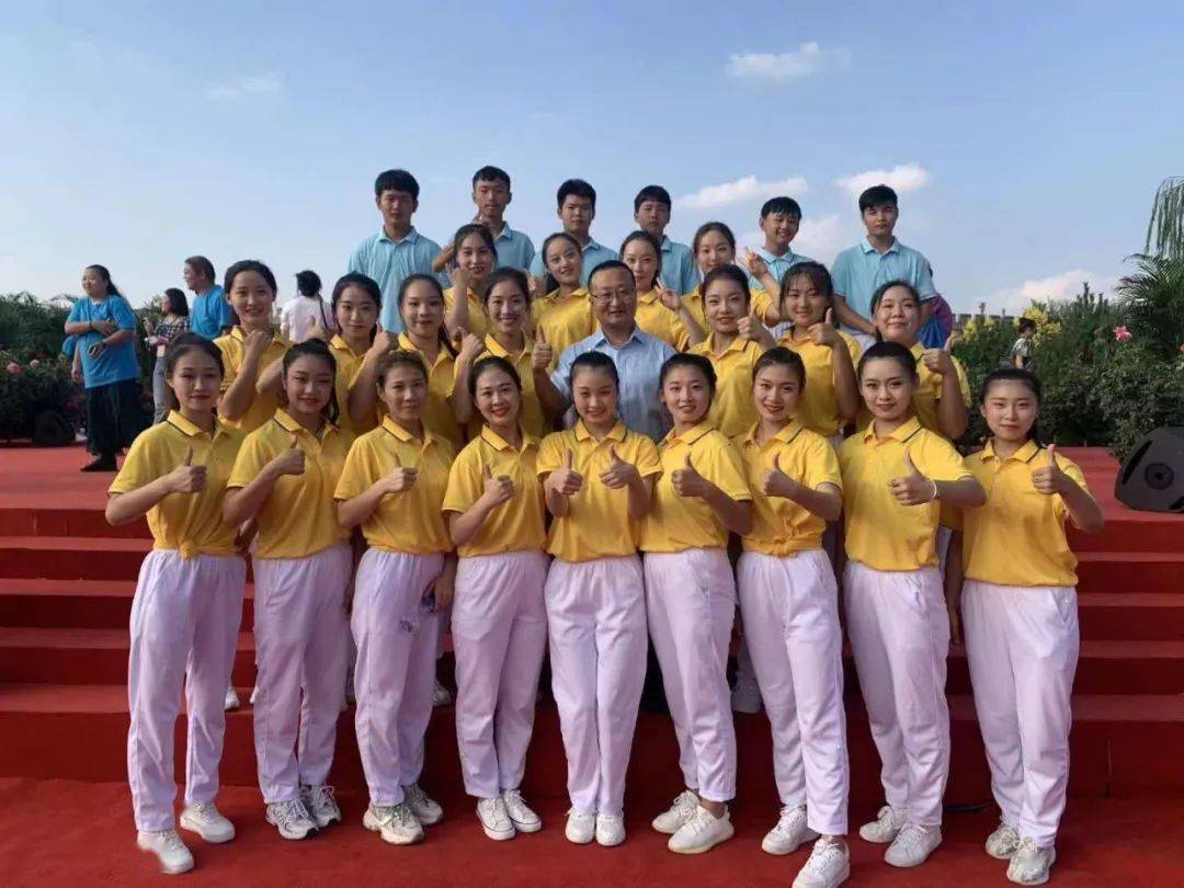 于国总人口_于国焕图片(2)