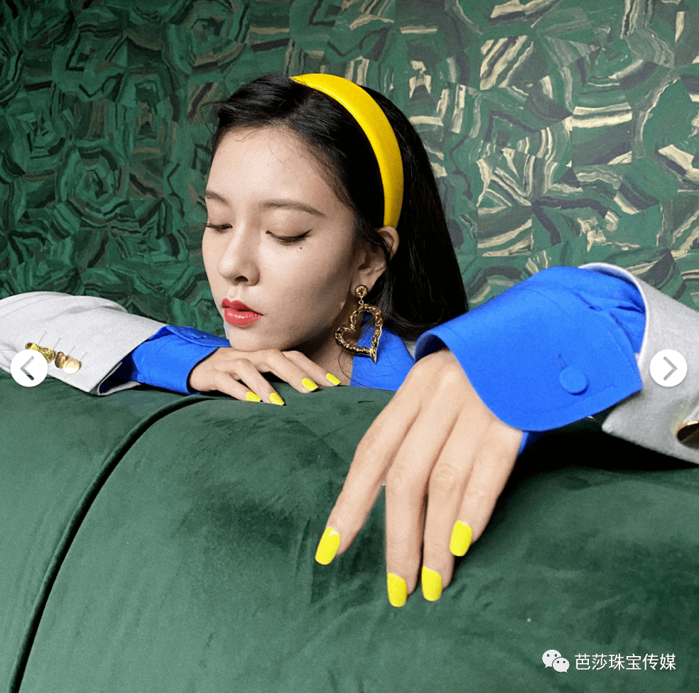 宝石|看完宋妍霏的小红书，就想马上去扒她的首饰盒！