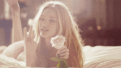 肌肤|因为粗糙的手,丢了颜值还越来越自卑,还好有它拯救了....