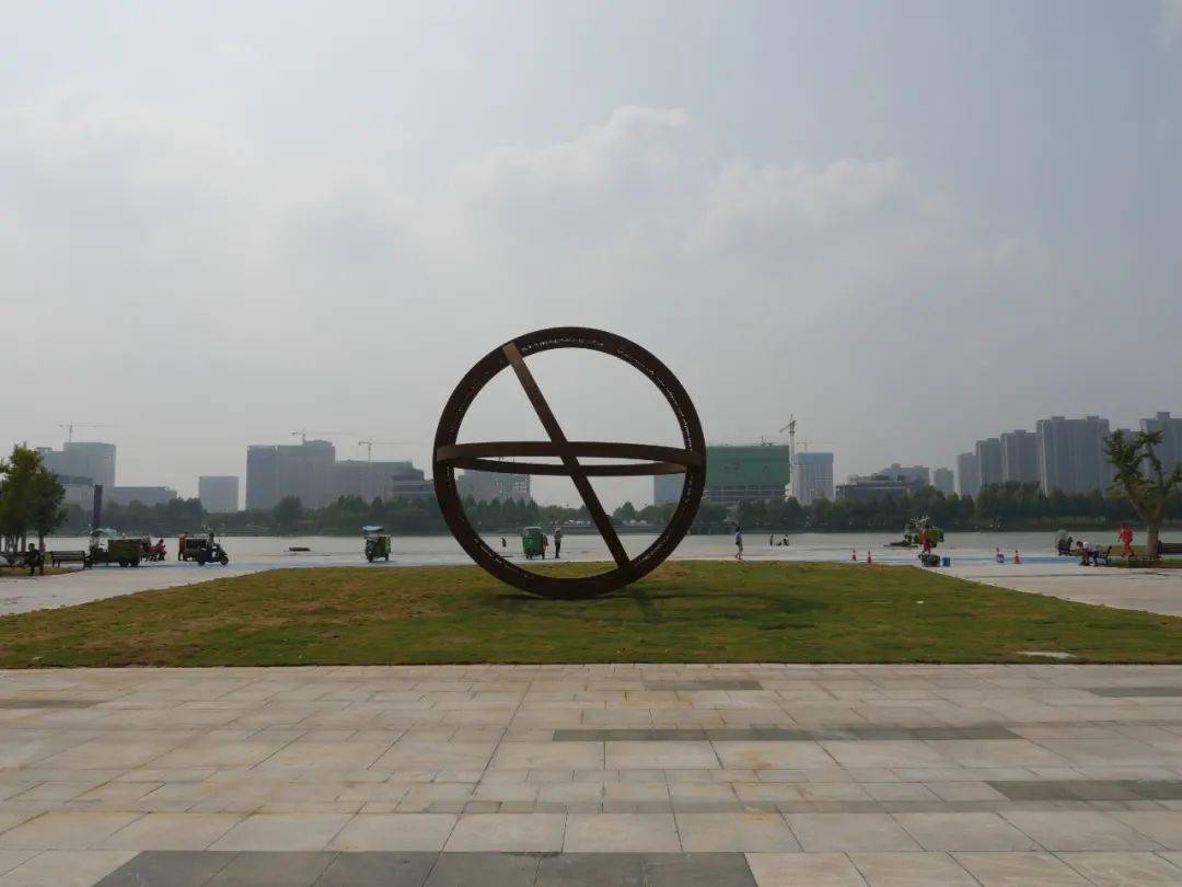 打卡天健湖公园探寻网安背后的智慧力量