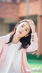 个性|如何用服装穿搭表达自己的个性与职业特征？以《三十而已》为例