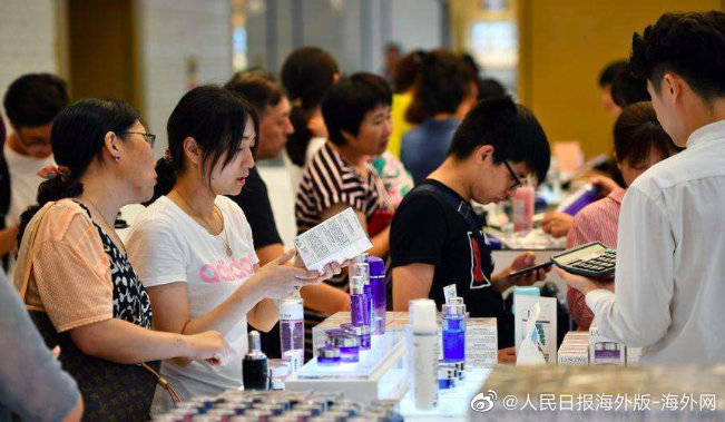 外界|消费增速年内首次转正，打消外界对中国经济复苏的最后一丝疑虑