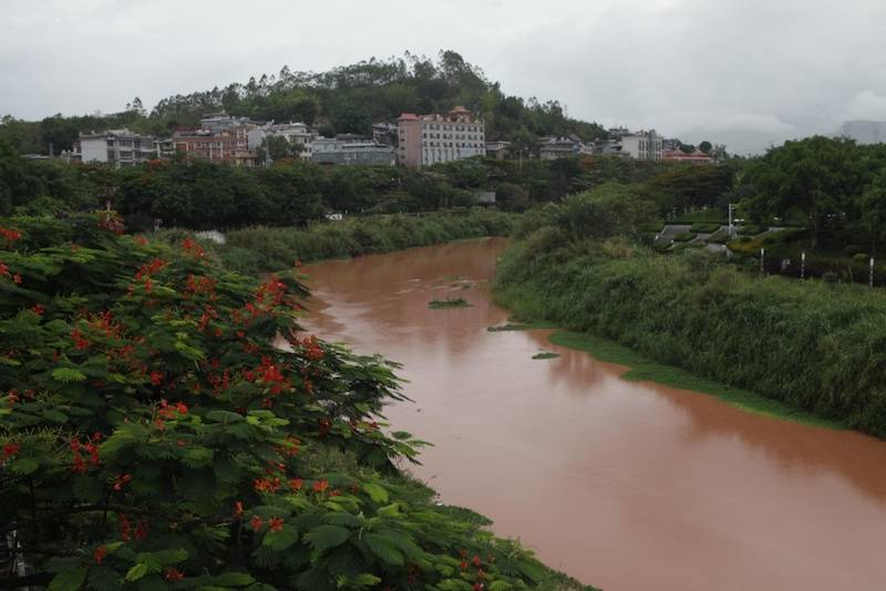 山区|中缅边境往事①︱澜沧山区里的富商和尚