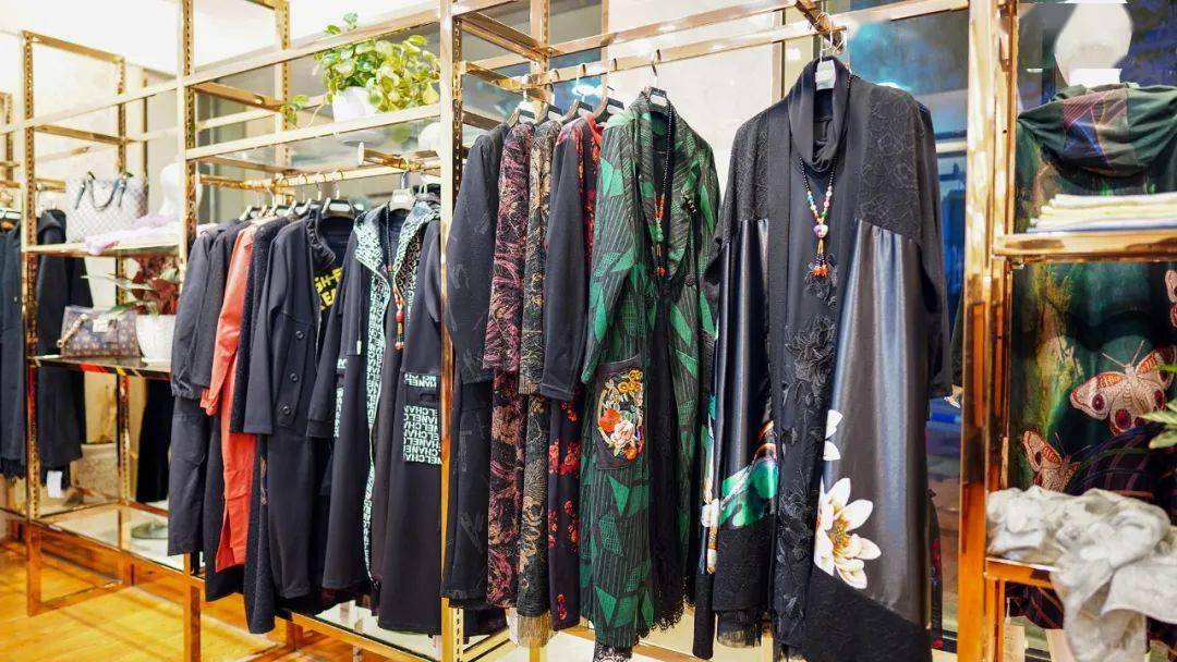 女装|【欧雅奇秋季品鉴会】|绅士男装风尚指南|女装精致加身,随心而至