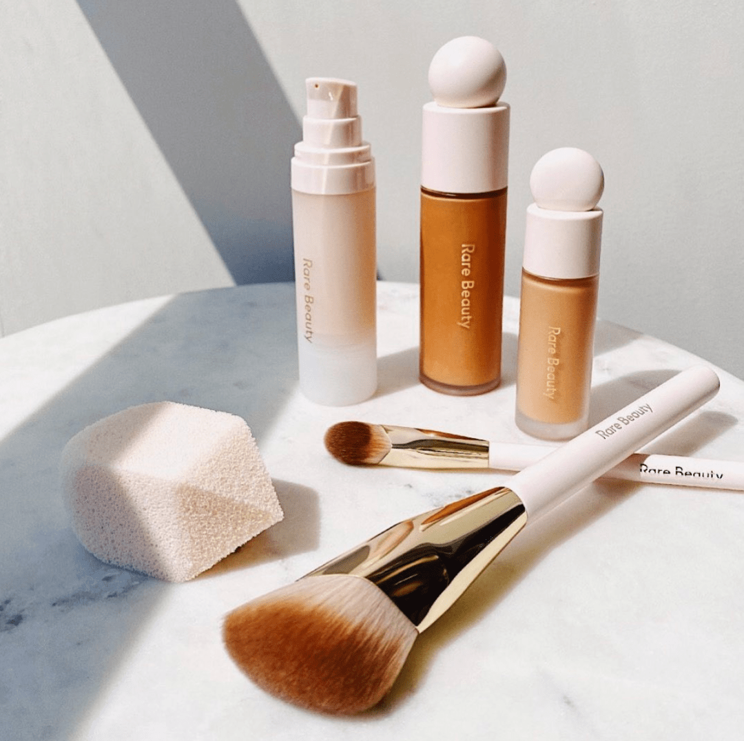 王一|香菜味的新品香水?怕是只有王一博会喜欢....