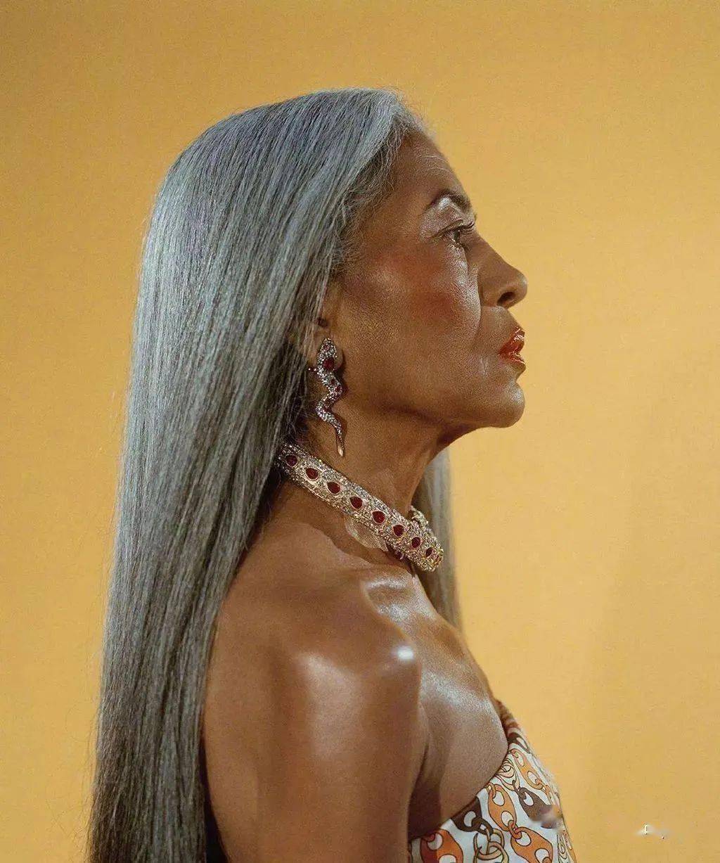 女人|【精进 】服装的品质，决定了女性的品味！