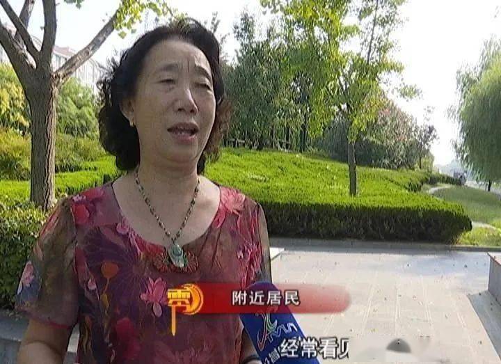老了就老了动态纯伴奏曲谱_一晃就老了曲谱简谱(2)