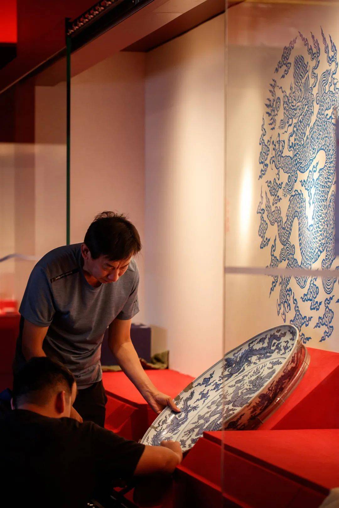 对比|故宫将展“御瓷新见”：对比再读故宫藏瓷与御窑遗址出土瓷