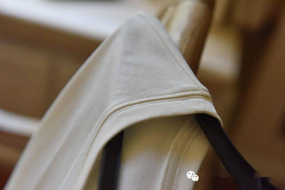 字母|福利 | 初秋原货精品：MM字母T恤，大牌条纹针织衫，V家POLO衫