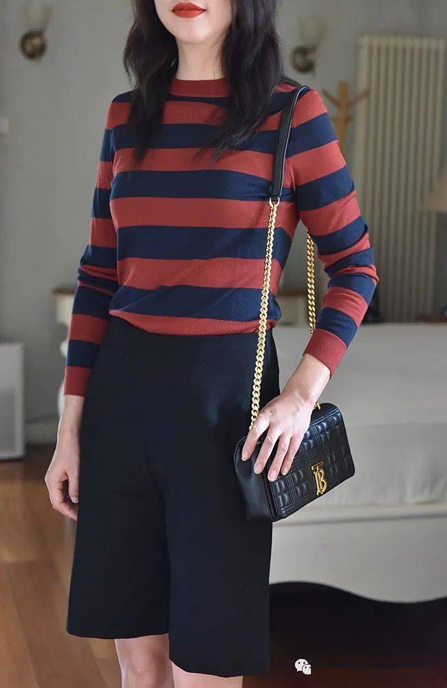 字母|福利 | 初秋原货精品：MM字母T恤，大牌条纹针织衫，V家POLO衫