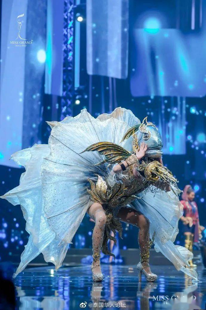 姐姐|泰国小姐选美比赛，佳丽们的照片看着怎么有点好笑......