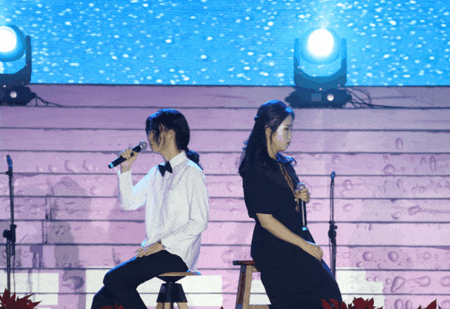 隶属于港中大(深圳)精舞团的4fun舞团带来点燃现场的kpop表演《dance