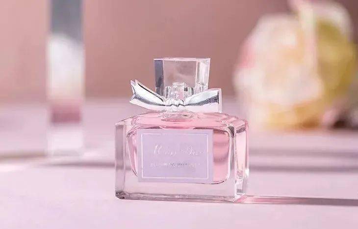 Dior|早知道有这个，我的香水就不会用到变质了！