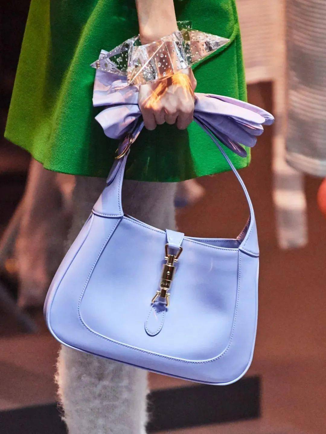 包袋|包包上新合辑,下半年流行的风向标都在这里了!