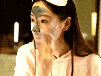 张天|长期闭口、粉刺、痘痘满脸的人，微镜头下毛孔竟然是这样的！赶紧get林允、张天爱的0毛孔秘籍吧！