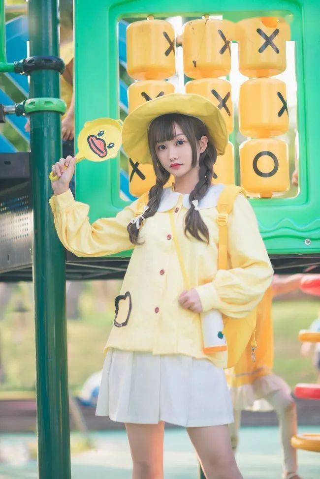和平精英 cos 小黄鸭