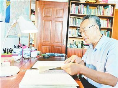 杜君英|退休教师杜君英手抄《红楼梦》全书