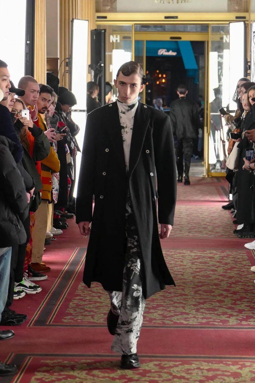 日本|承袭于三宅一生的精致街头雅痞，这个小众日本品牌有点东西