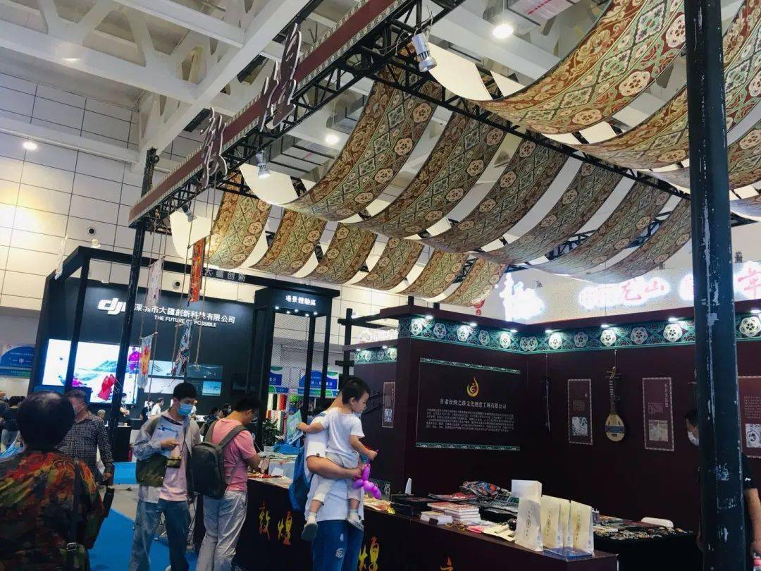 集团文创工场展览在中国文化旅游博览会获"最佳展示"奖