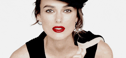 口红|MAC限定款口红129元疯抢！入秋必备4大神仙色，色泽高级饱满，显白不挑皮，上唇美炸了！