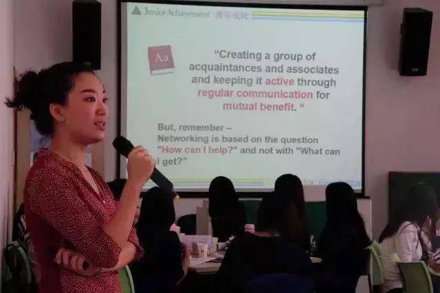 大专同学|“和一个大专同学聊了90分钟，工作十年的我突然有点羡慕她”