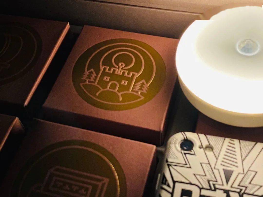 主题|今年这些大公司的月饼，羡慕哭了。