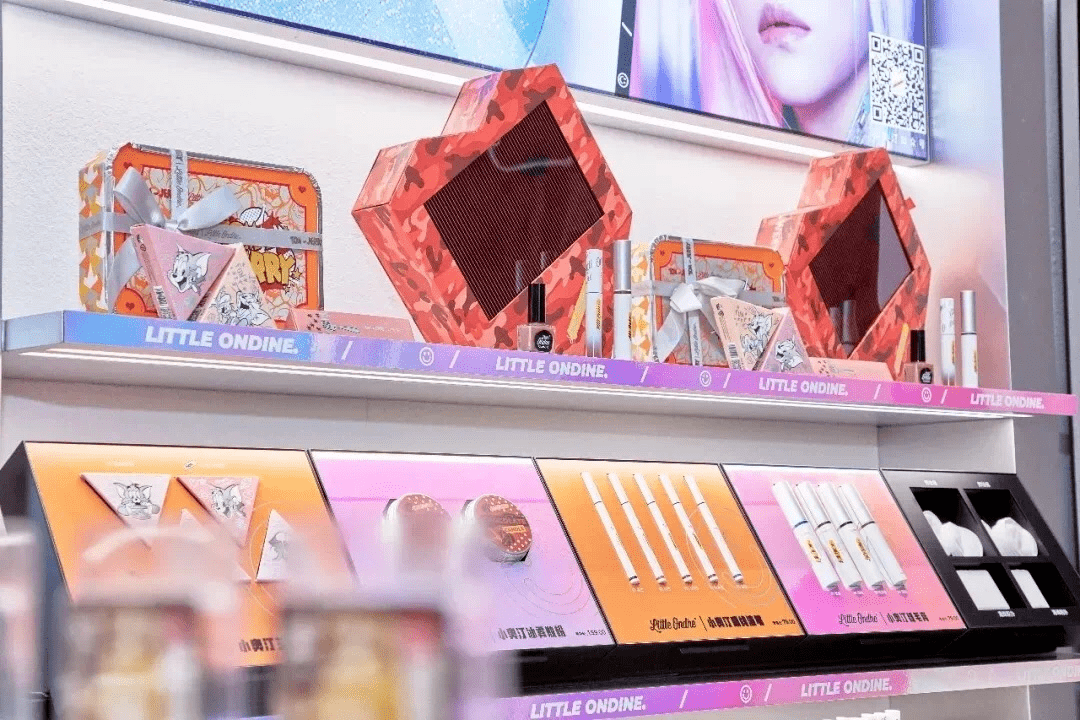 美甲|H.E.A.T喜燃强势“登陆”云门!3件7折、满399减100还送千元礼盒!