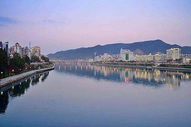 2020福建各县人均gdp_福建各地市2020年gdp(3)