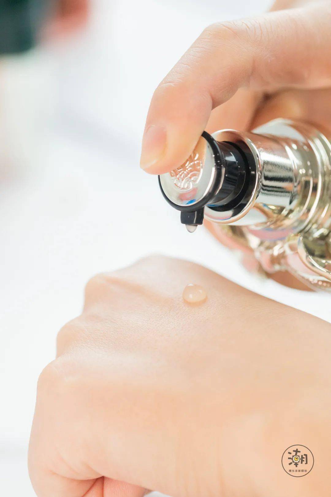 修护|今日爆料!空姐们强韧肌底、维稳修护的秘密,原来是ta!