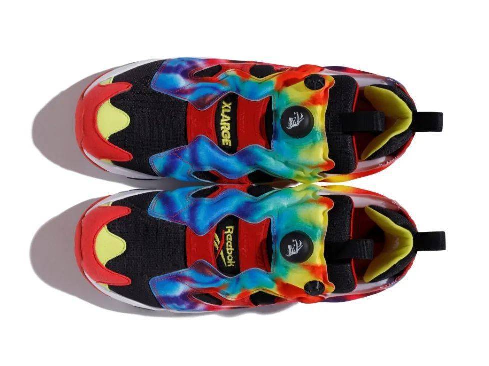 Nike|每日鞋讯 | ?adidas Originals YEEZY BOOST 350 V2「Yecher」最新实物图曝光