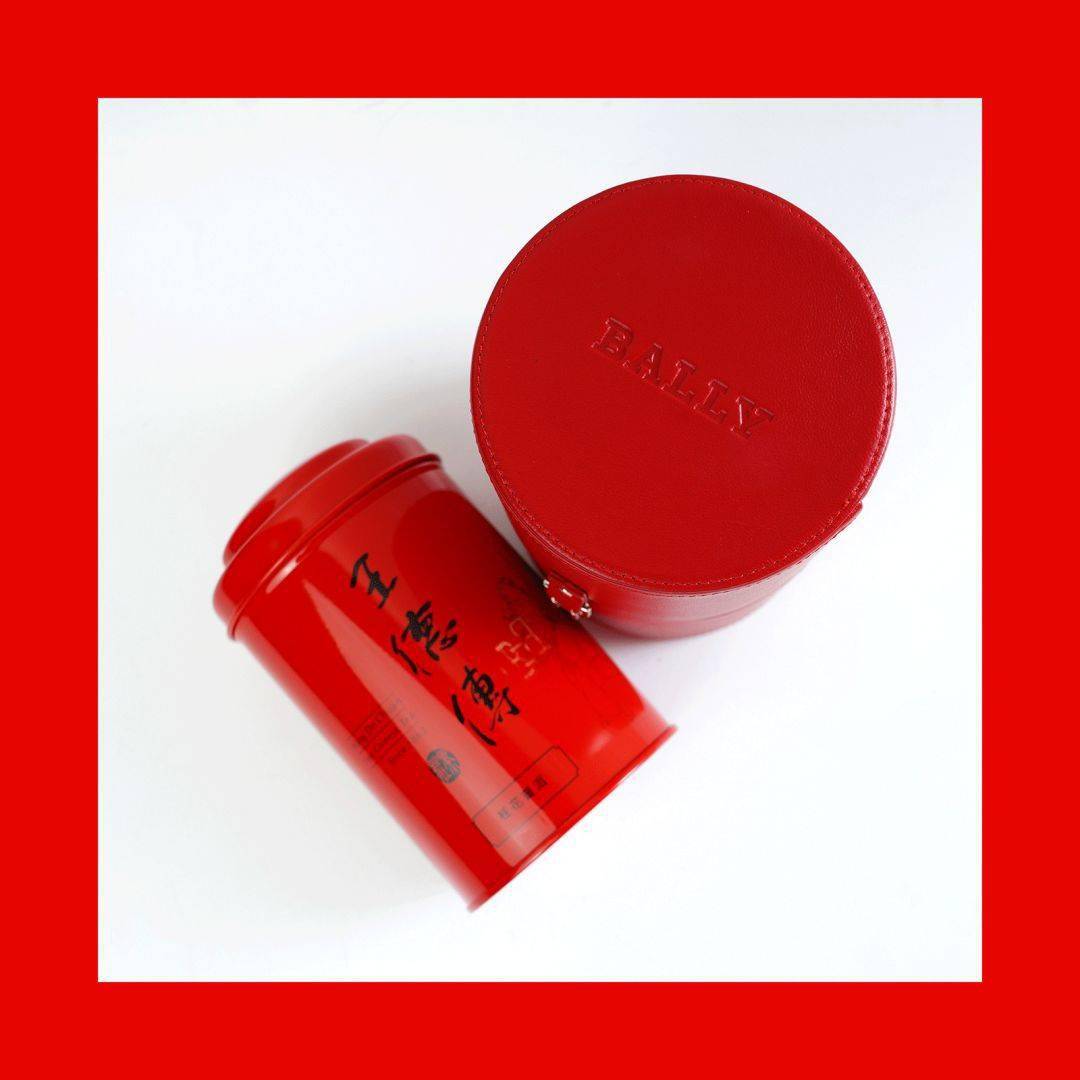 宇博|宇博带着他60个大牌月饼又来啦！这次要全部送给客官们！