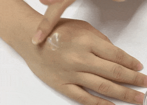 黑眼圈|马应龙新款眼霜买1送5，拼网速抢购中！早晚用一次，轻松缓解黑眼圈、浮肿眼袋、细纹皱纹，40岁阿姨也能抹出少女眼！