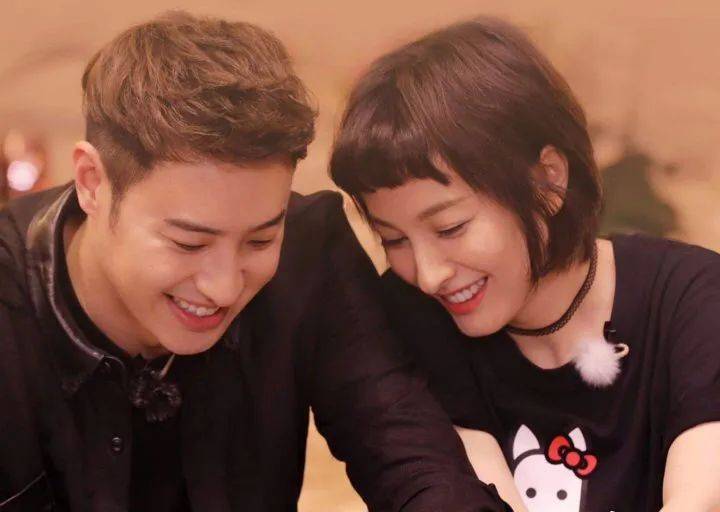 爱情|为何磕CP总戳中你的隐形high点?